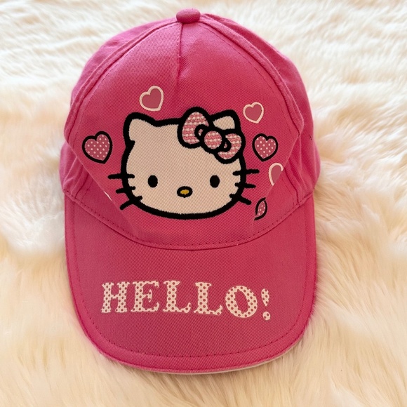 Hello Kitty Bundle - HK Girls Pink Hat, Mini Coin Pouch and Keycap. - Picture 3 of 15